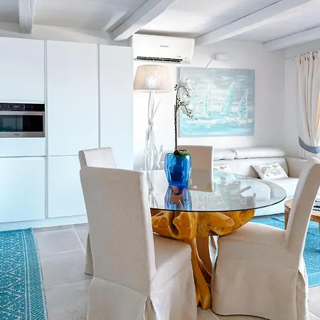 Lejlighed 237 Seafront With Access In - By Coral Baja Sardinia