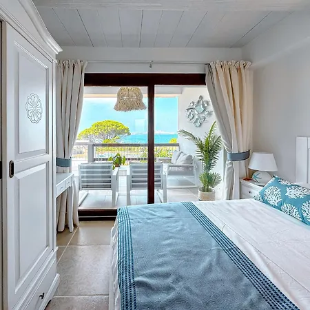 237 Seafront With Access In - By Coral アパート バージャ・サルディニア